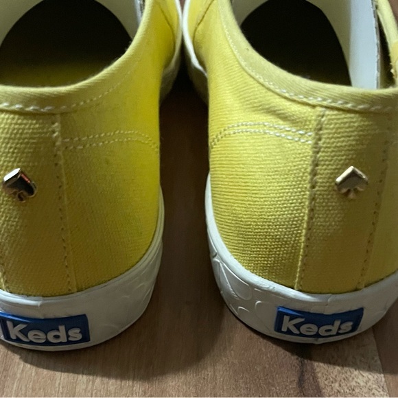 Keds X Kate Spade New York Double Decker Logo Foxing Canvas Sneakers
Sz 9.5 - Picture 3 of 12